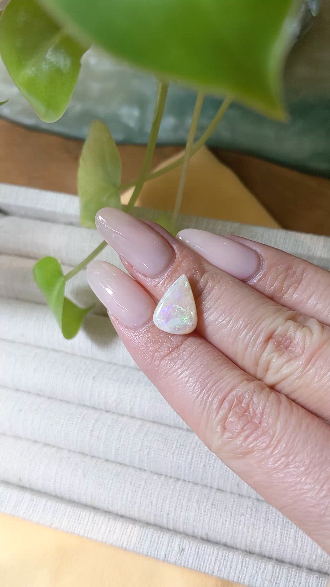 2.53 Ct. Cabochon Crystal/Jelly Opal from Australia Size Video