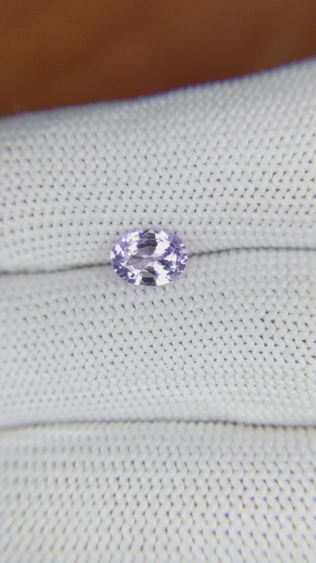 1.01 Ct. Spinel from Ceylon (Sri Lanka) Size Video