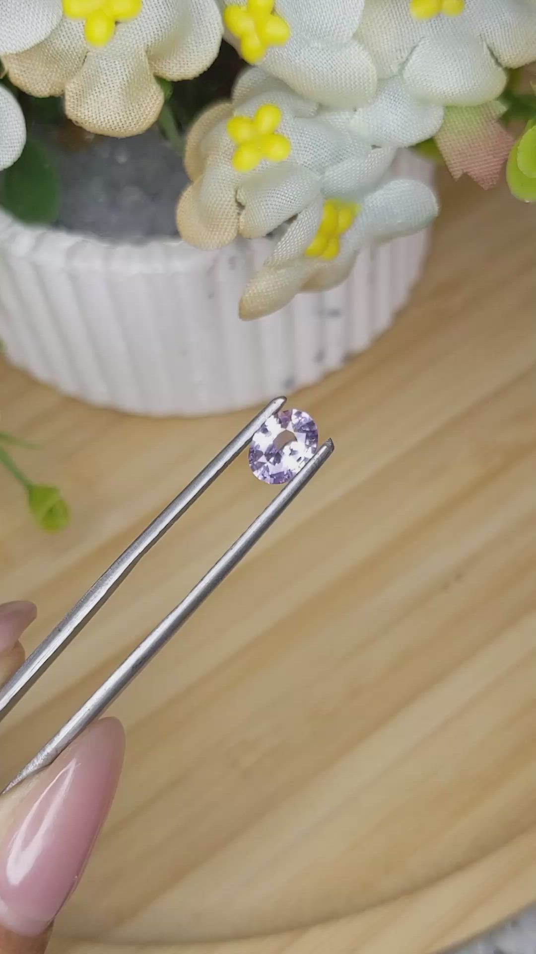 1.01 Ct. Spinel from Ceylon (Sri Lanka) Size Video