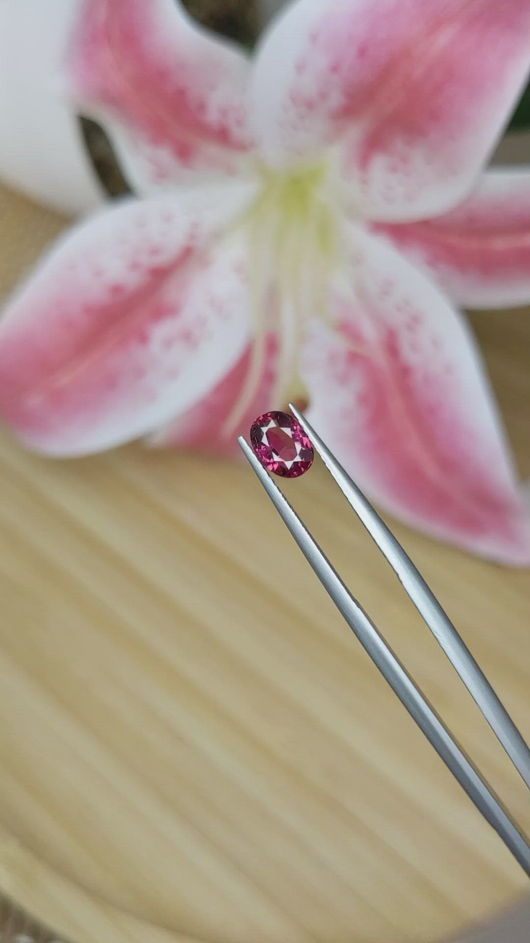 1.03 Ct. Rhodolite Garnet from Ceylon (Sri Lanka) Size Video
