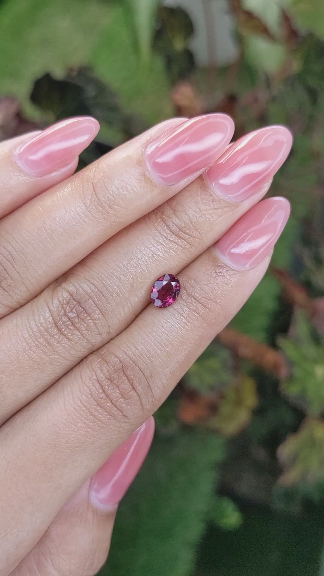 1.03 Ct. Rhodolite Garnet from Ceylon (Sri Lanka) Size Video