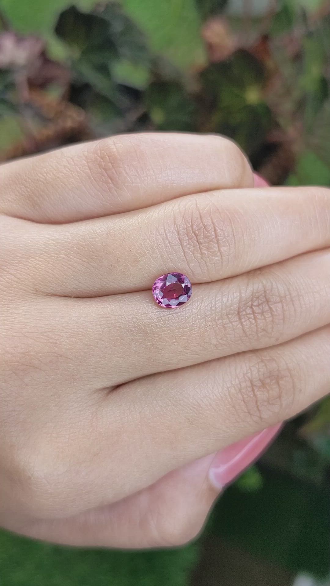 1.30 Ct. Rhodolite Garnet from Ceylon (Sri Lanka) Size Video