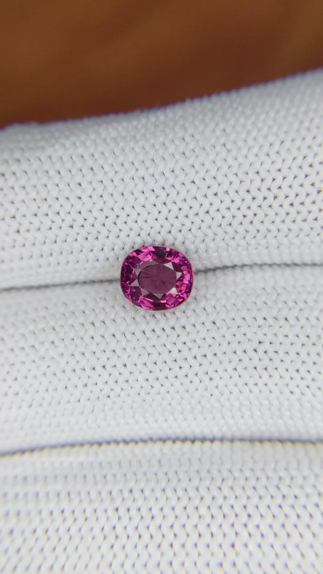 1.30 Ct. Rhodolite Garnet from Ceylon (Sri Lanka) Size Video