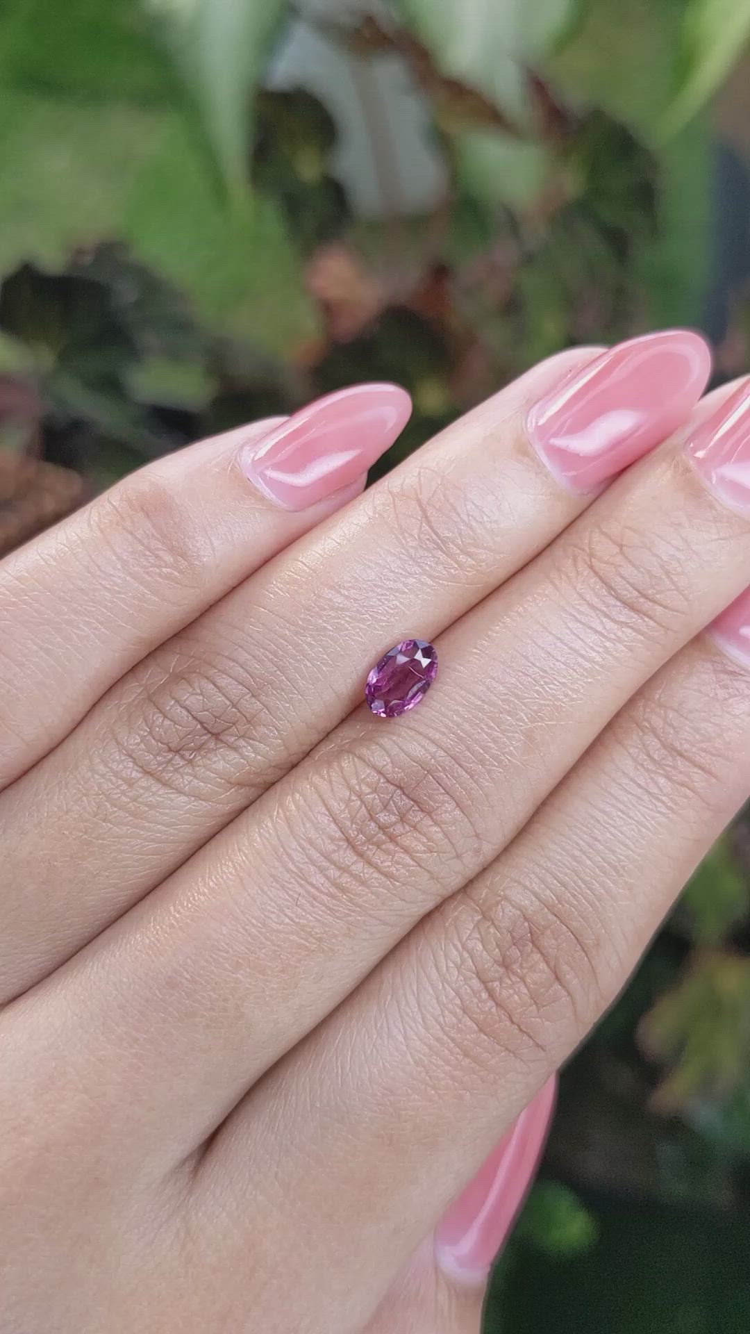 0.70 Ct. Rhodolite Garnet from Ceylon (Sri Lanka) Size Video