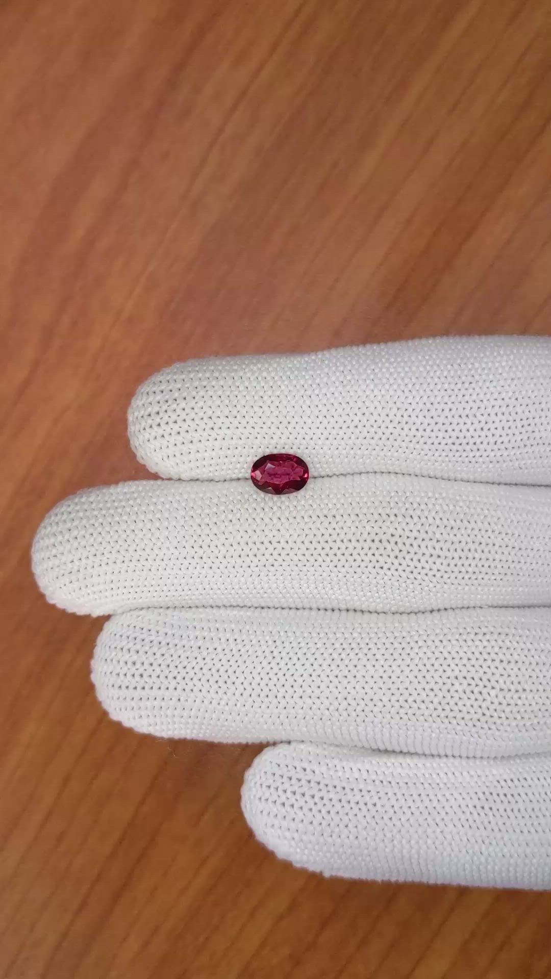 0.92 Ct. Garnet from Ceylon (Sri Lanka) Size Video