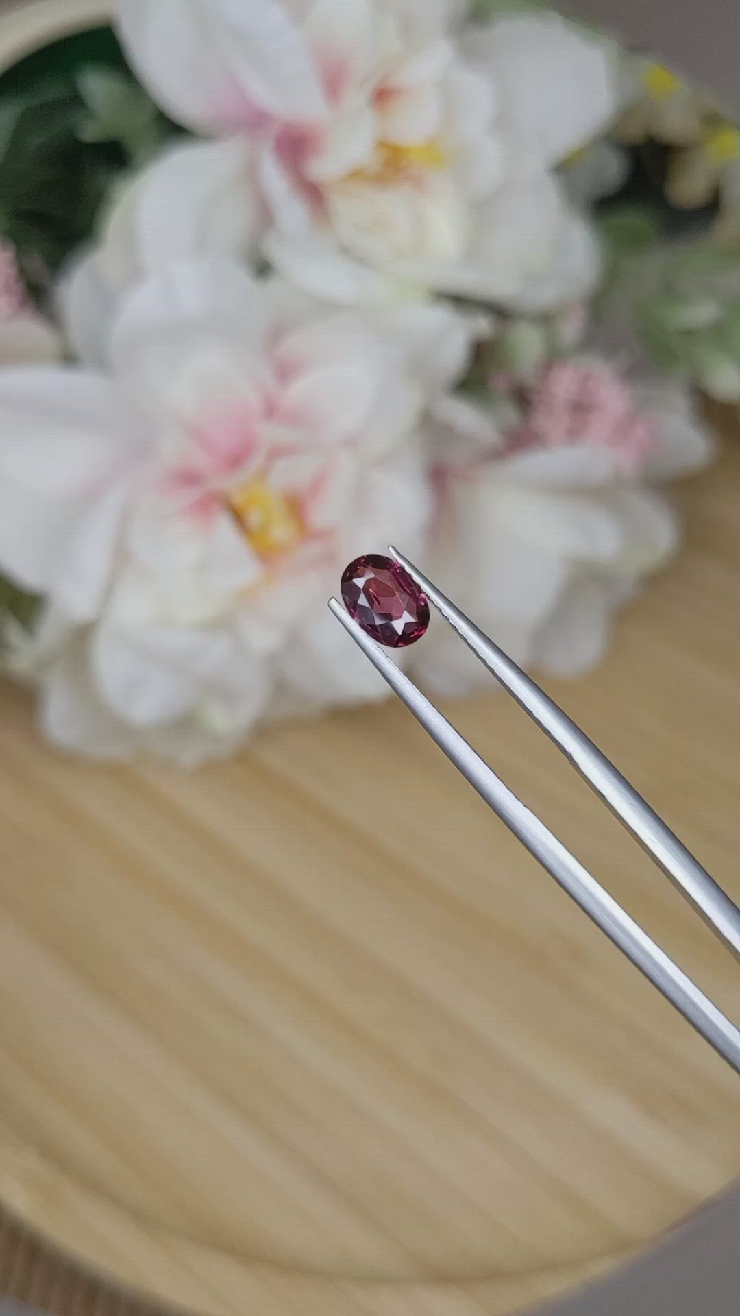 0.92 Ct. Garnet from Ceylon (Sri Lanka) Size Video