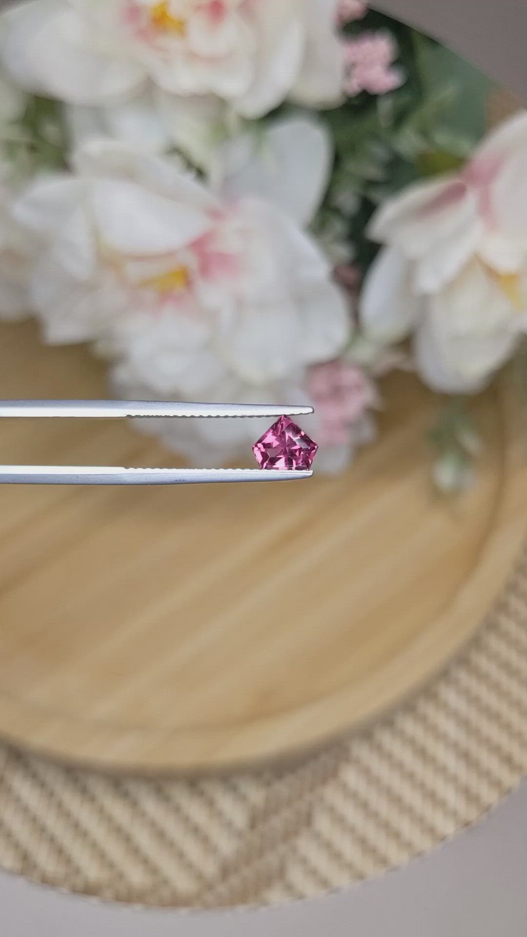 0.96 Ct. Rhodolite Garnet from Ceylon (Sri Lanka) Size Video