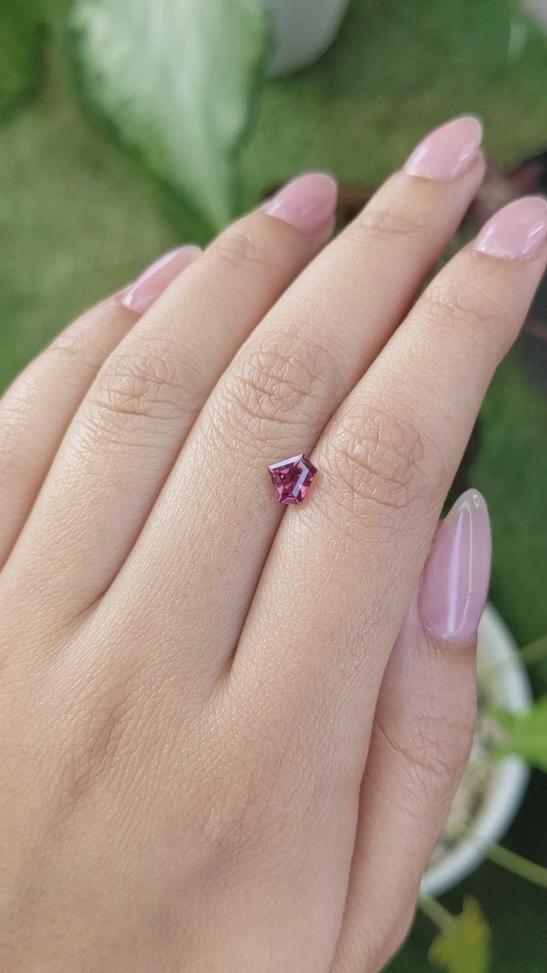 0.96 Ct. Rhodolite Garnet from Ceylon (Sri Lanka) Size Video