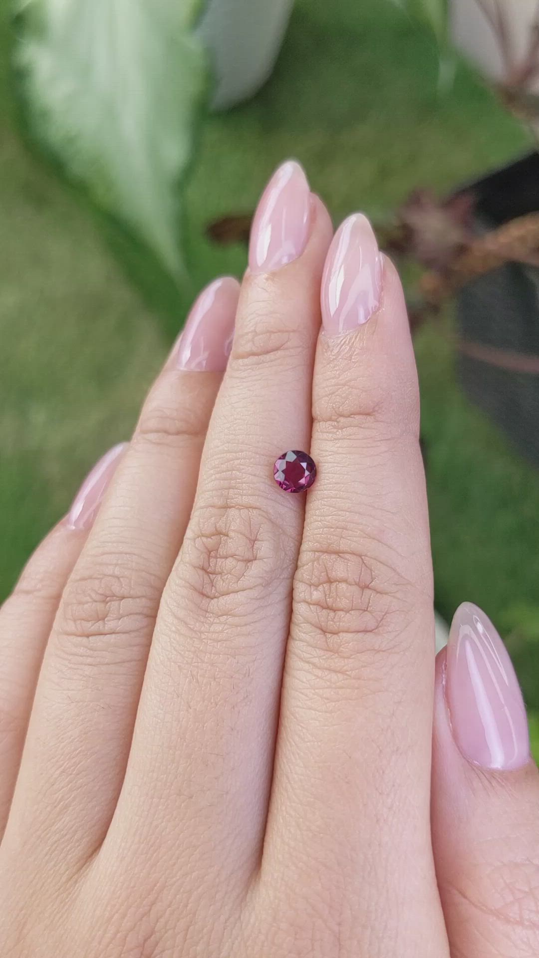 0.81 Ct. Rhodolite Garnet from Ceylon (Sri Lanka) Size Video