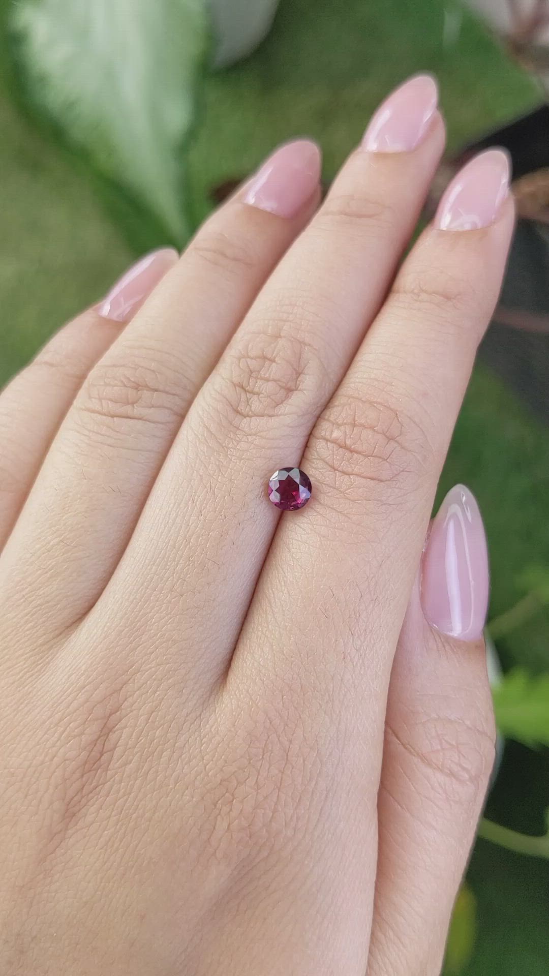 0.81 Ct. Rhodolite Garnet from Ceylon (Sri Lanka) Size Video