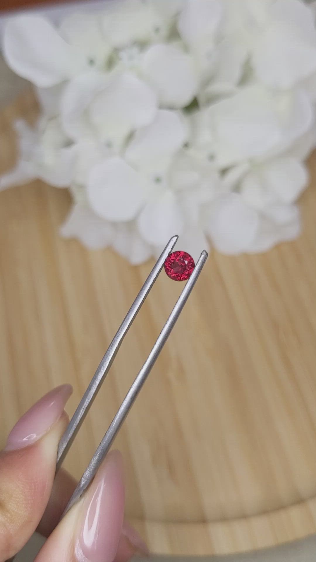 0.69 Ct. Rhodolite Garnet from Ceylon (Sri Lanka) Size Video