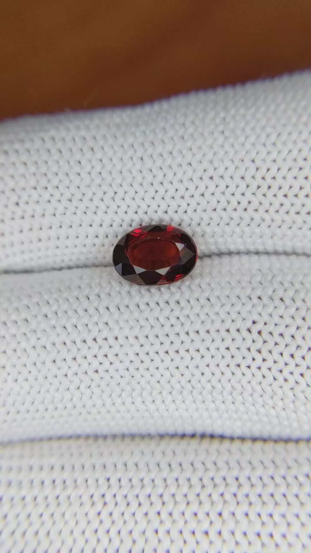 1.50 Ct. Garnet from Ceylon (Sri Lanka) Size Video