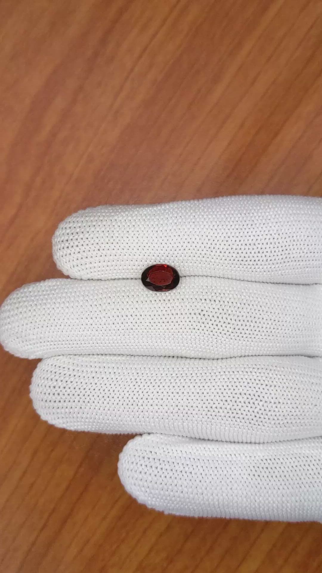 1.50 Ct. Garnet from Ceylon (Sri Lanka) Size Video