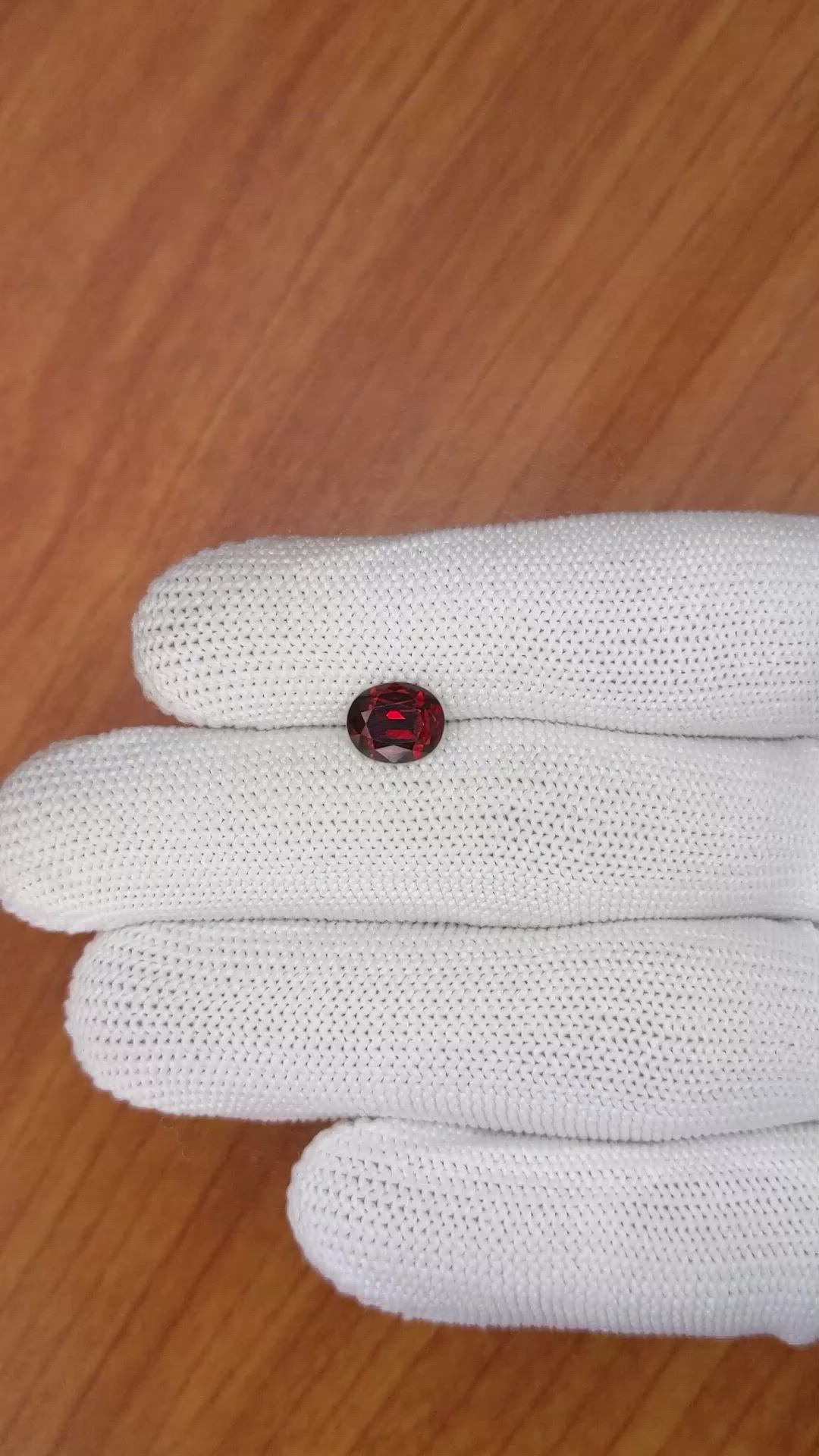 1.80 Ct. Garnet from Ceylon (Sri Lanka) Size Video