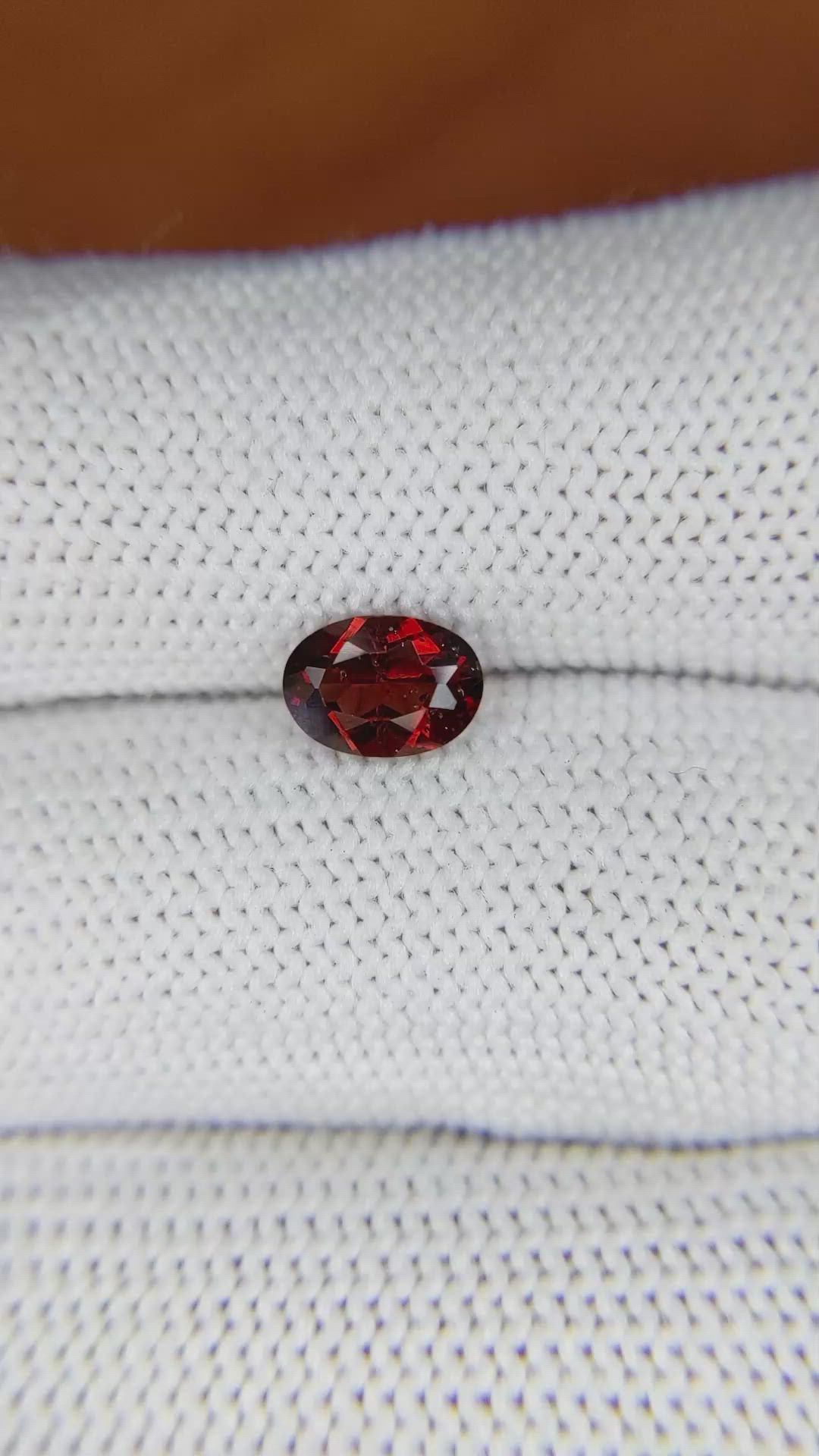 1.03 Ct. Garnet from Ceylon (Sri Lanka) Size Video
