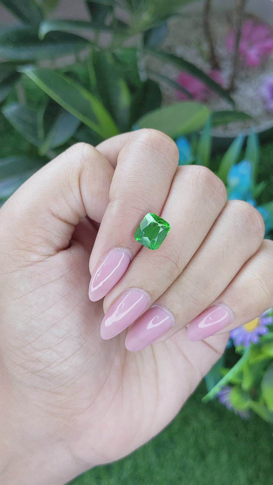 3.53 Ct. Tsavorite Garnet from Tanzania Size Video