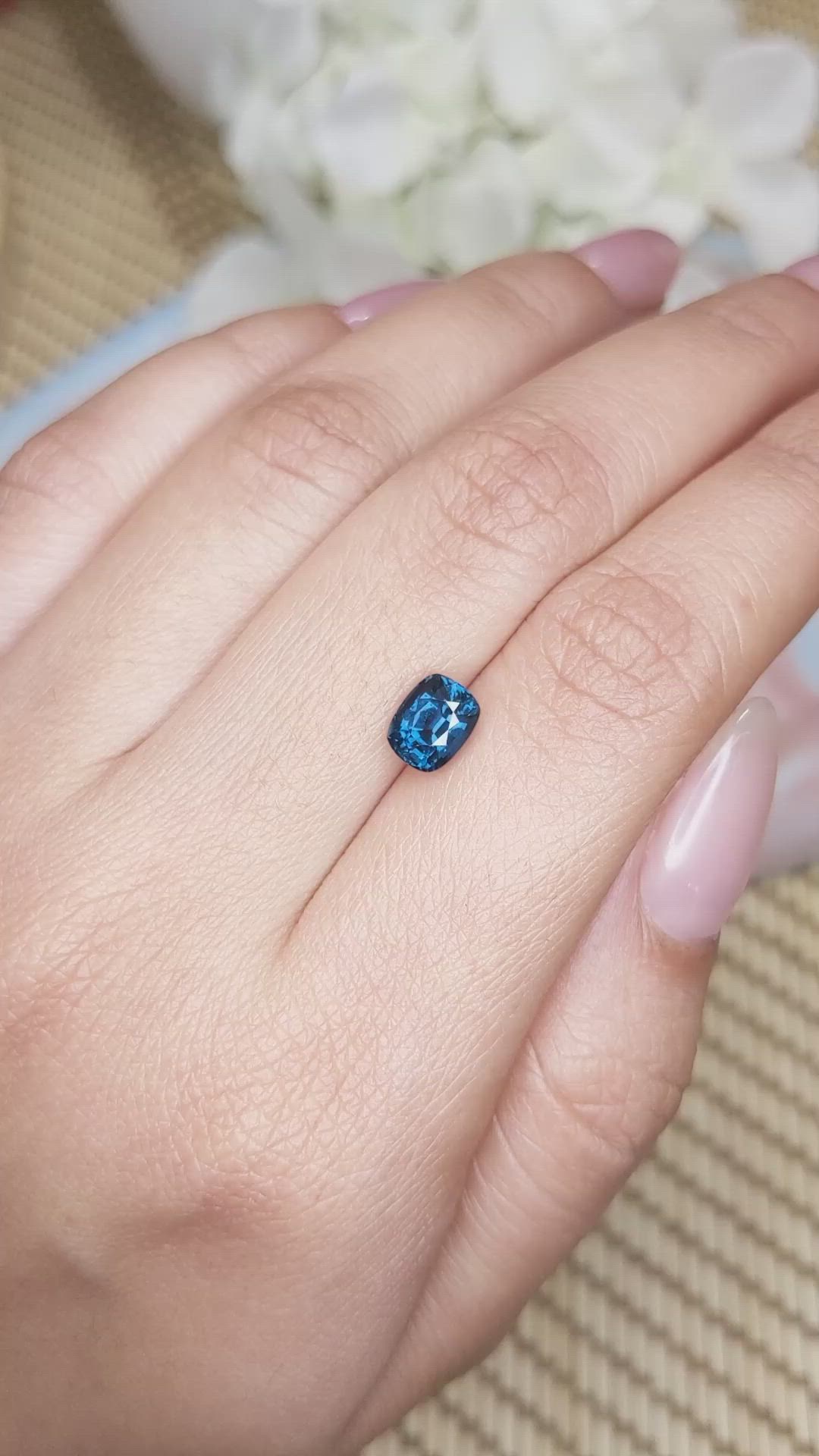 1.38 Ct. Spinel from Ceylon (Sri Lanka) Size Video