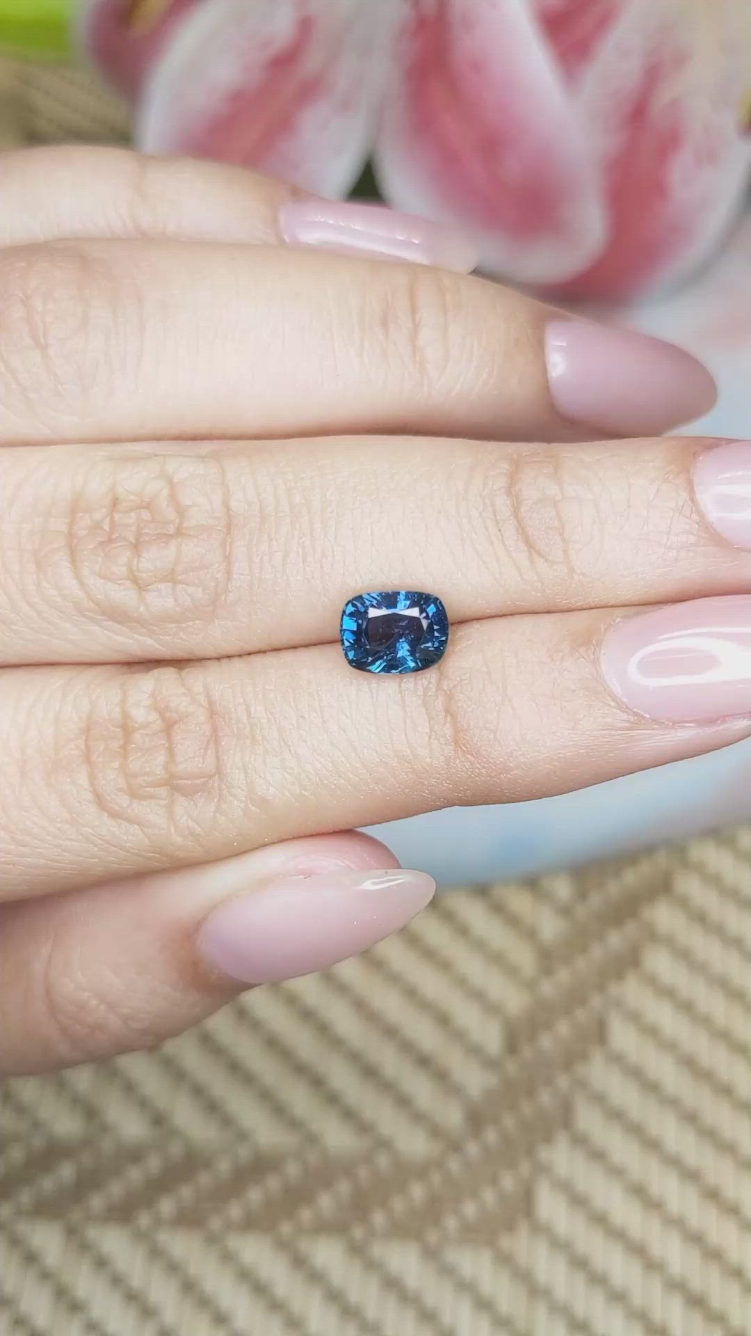 1.57 Ct. Spinel from Ceylon (Sri Lanka) Size Video