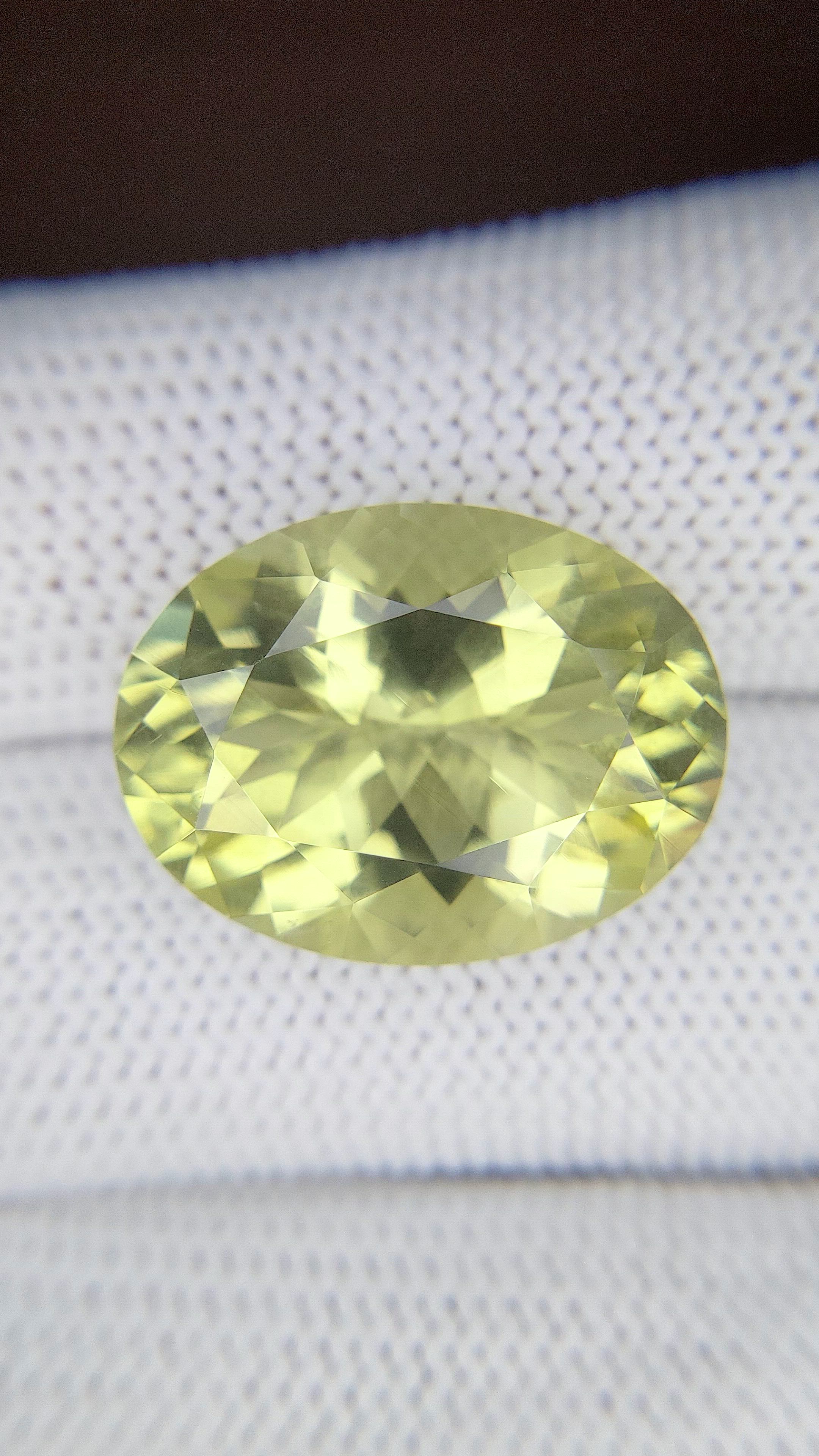 17.95 Ct. Lemon Quartz Size Video