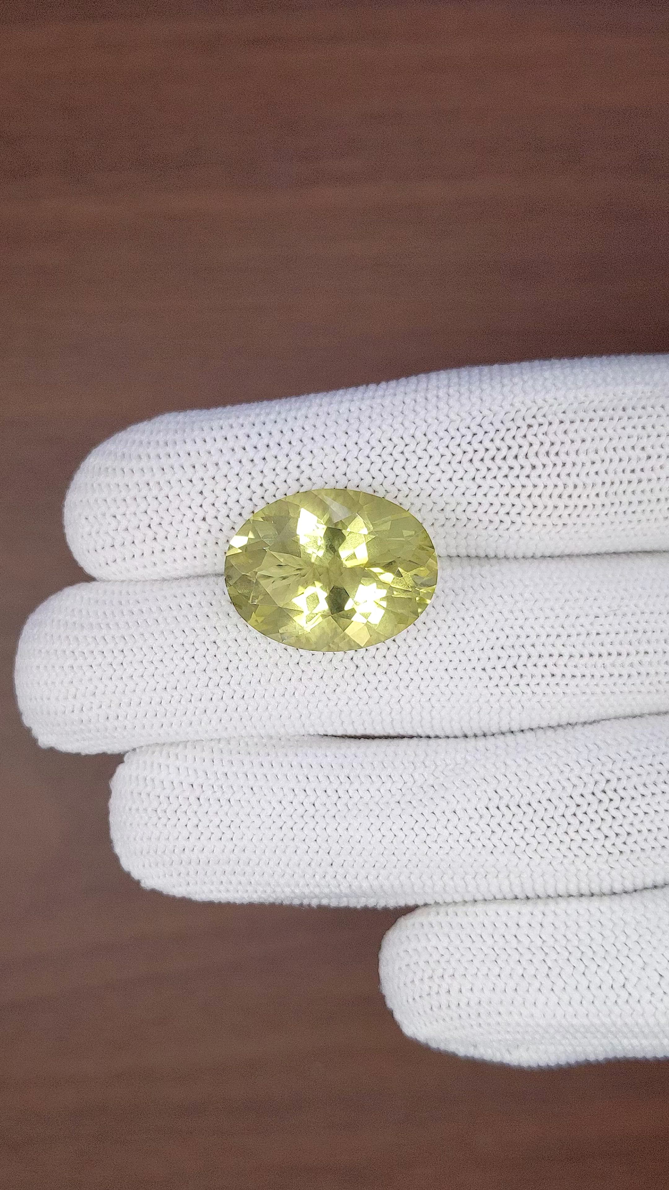 17.95 Ct. Lemon Quartz Size Video