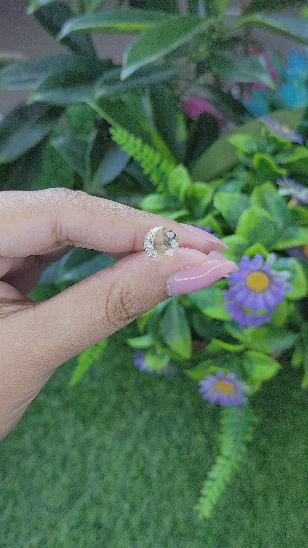 2.97 Ct. Yellow Quartz Size Video