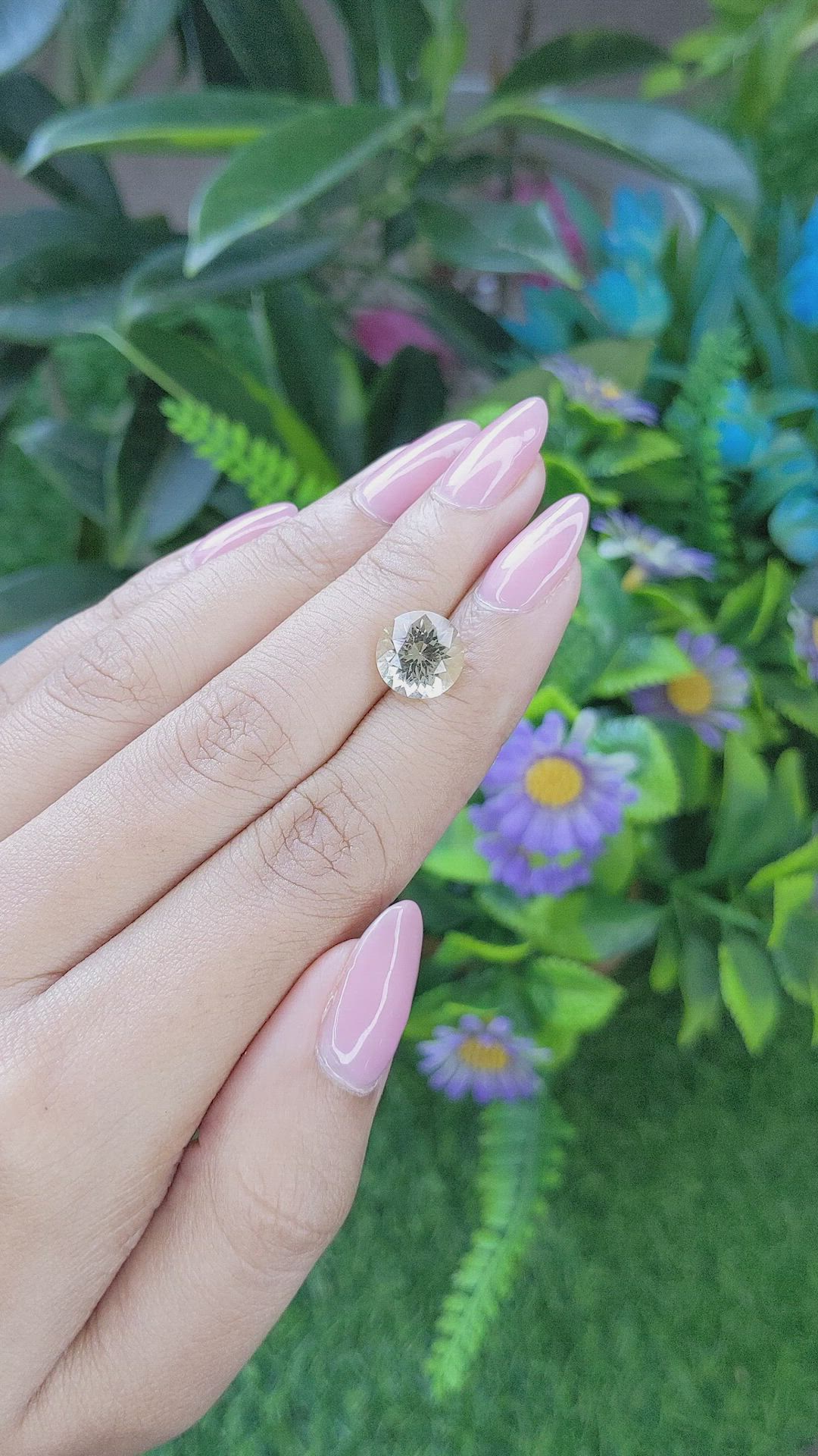 2.97 Ct. Yellow Quartz Size Video