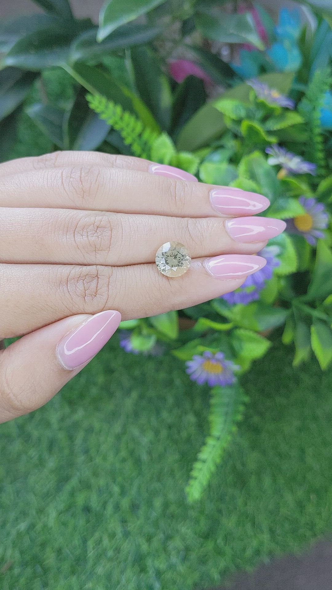 2.97 Ct. Yellow Quartz Size Video