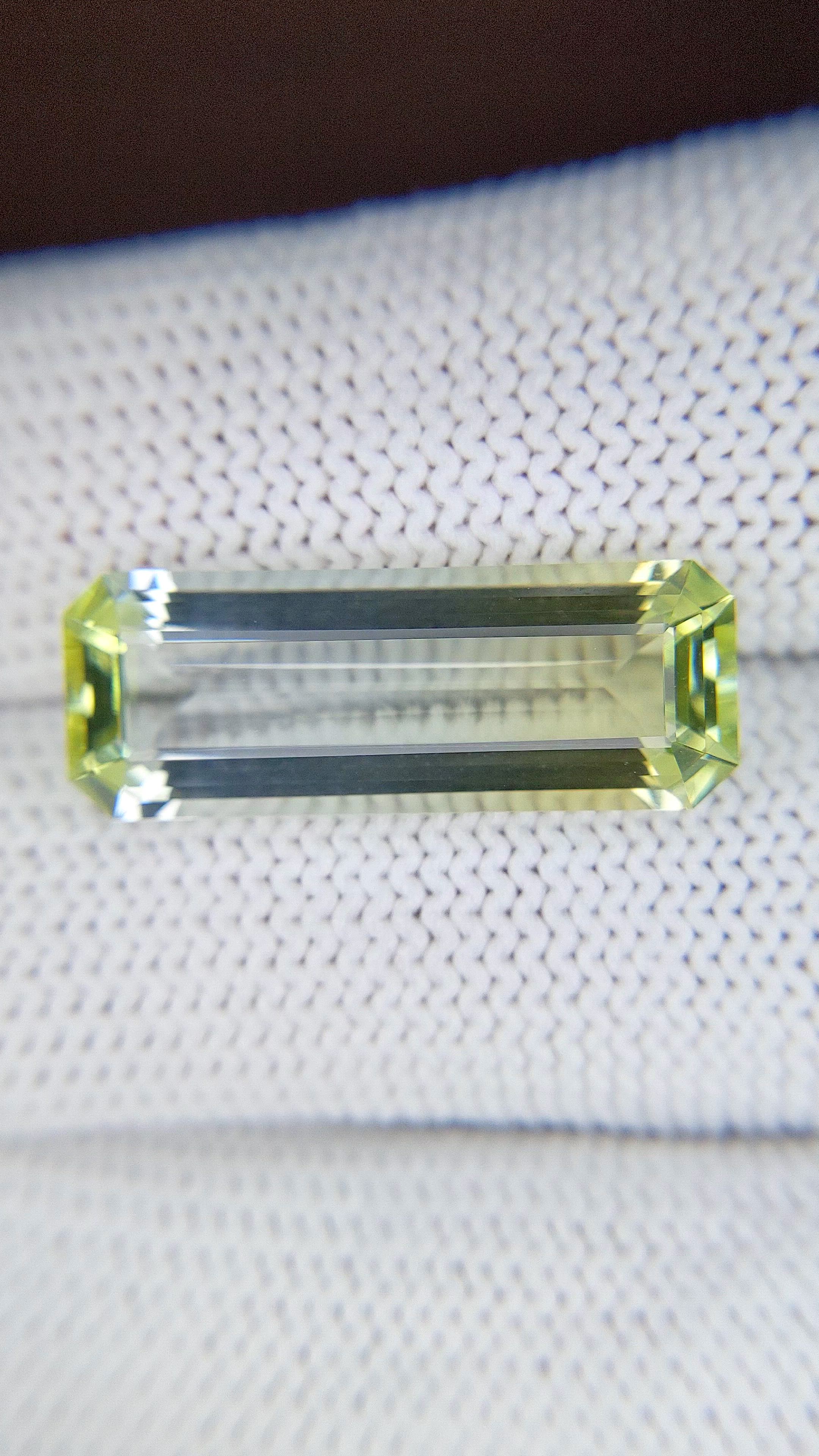 9.58 Ct. Green Beryl from Ceylon (Sri Lanka) Size Video