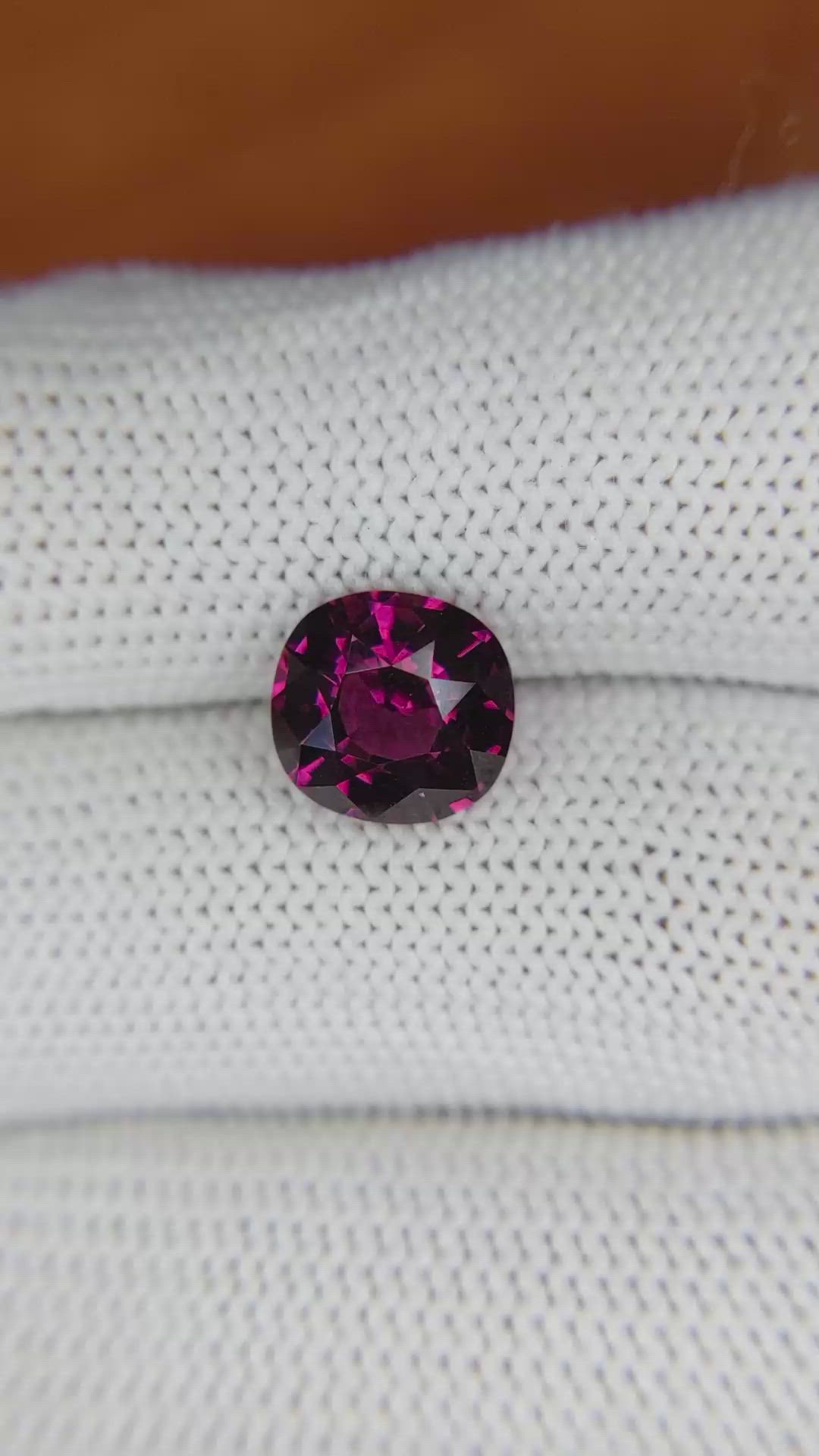 3.37 Ct. Garnet from Ceylon (Sri Lanka) Size Video