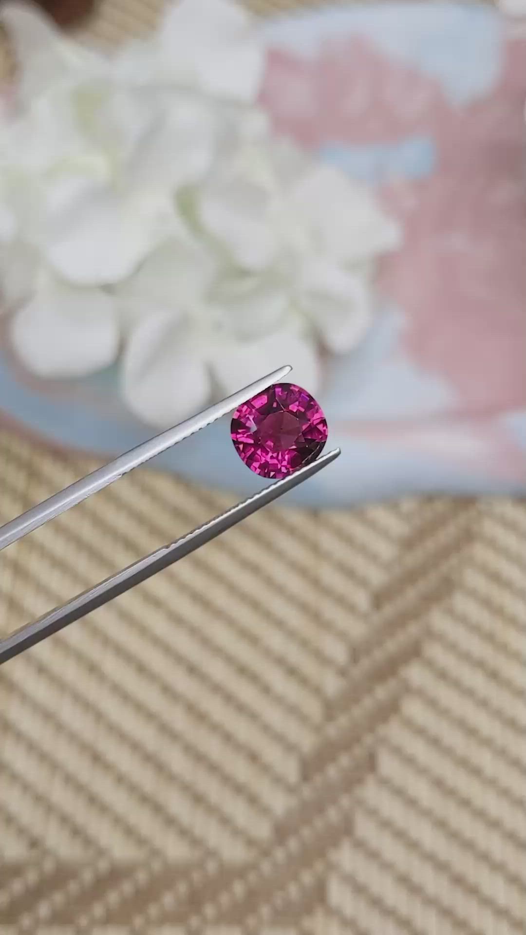 3.37 Ct. Garnet from Ceylon (Sri Lanka) Size Video