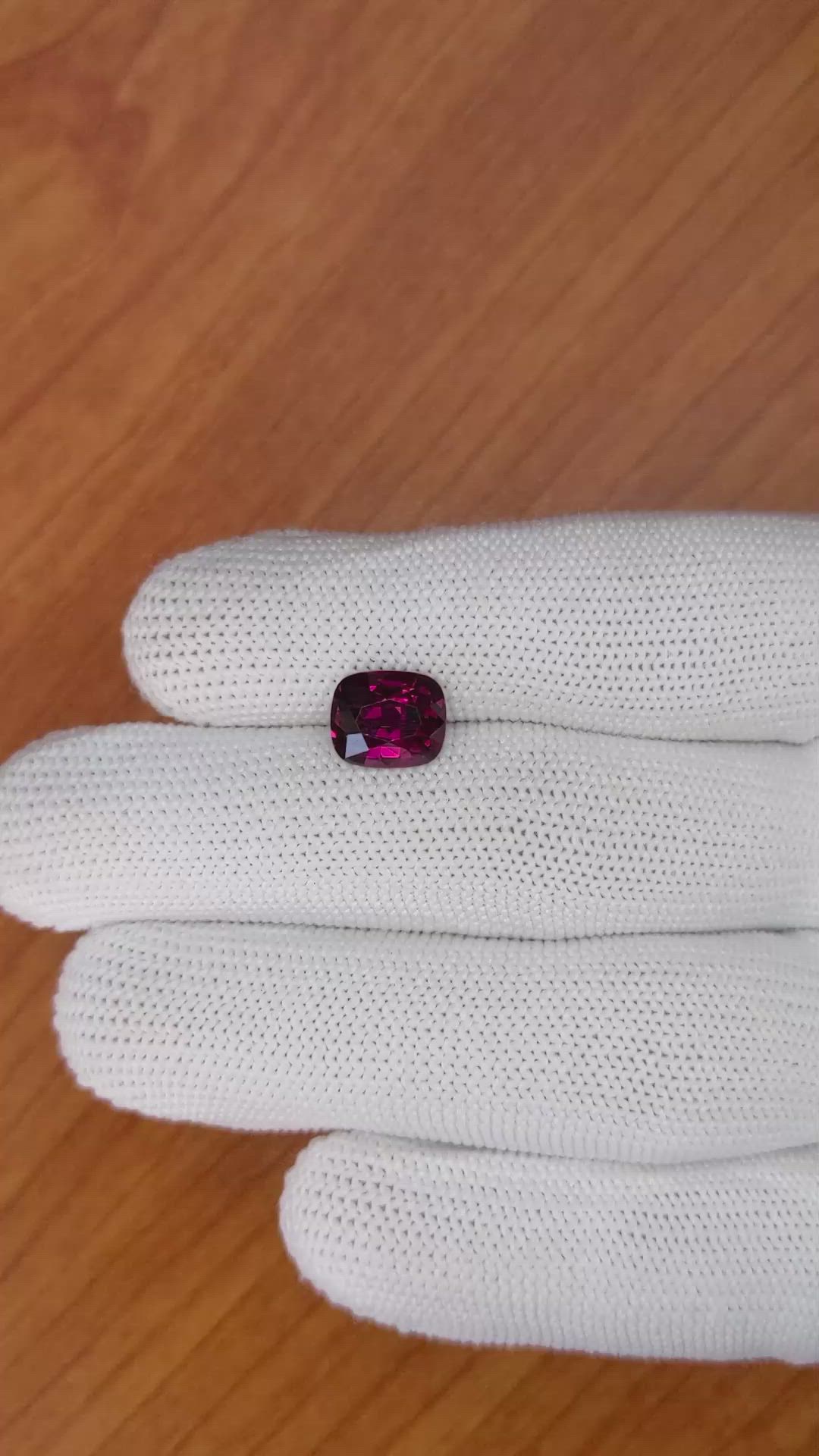 3.90 Ct. Garnet from Ceylon (Sri Lanka) Size Video
