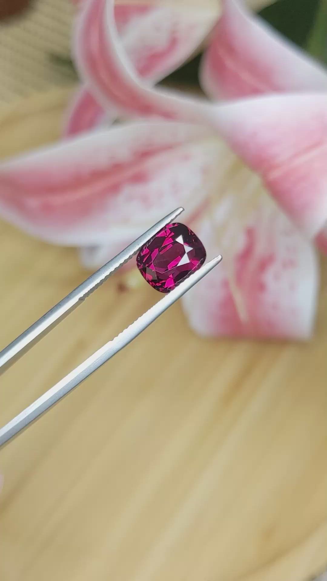 3.90 Ct. Garnet from Ceylon (Sri Lanka) Size Video