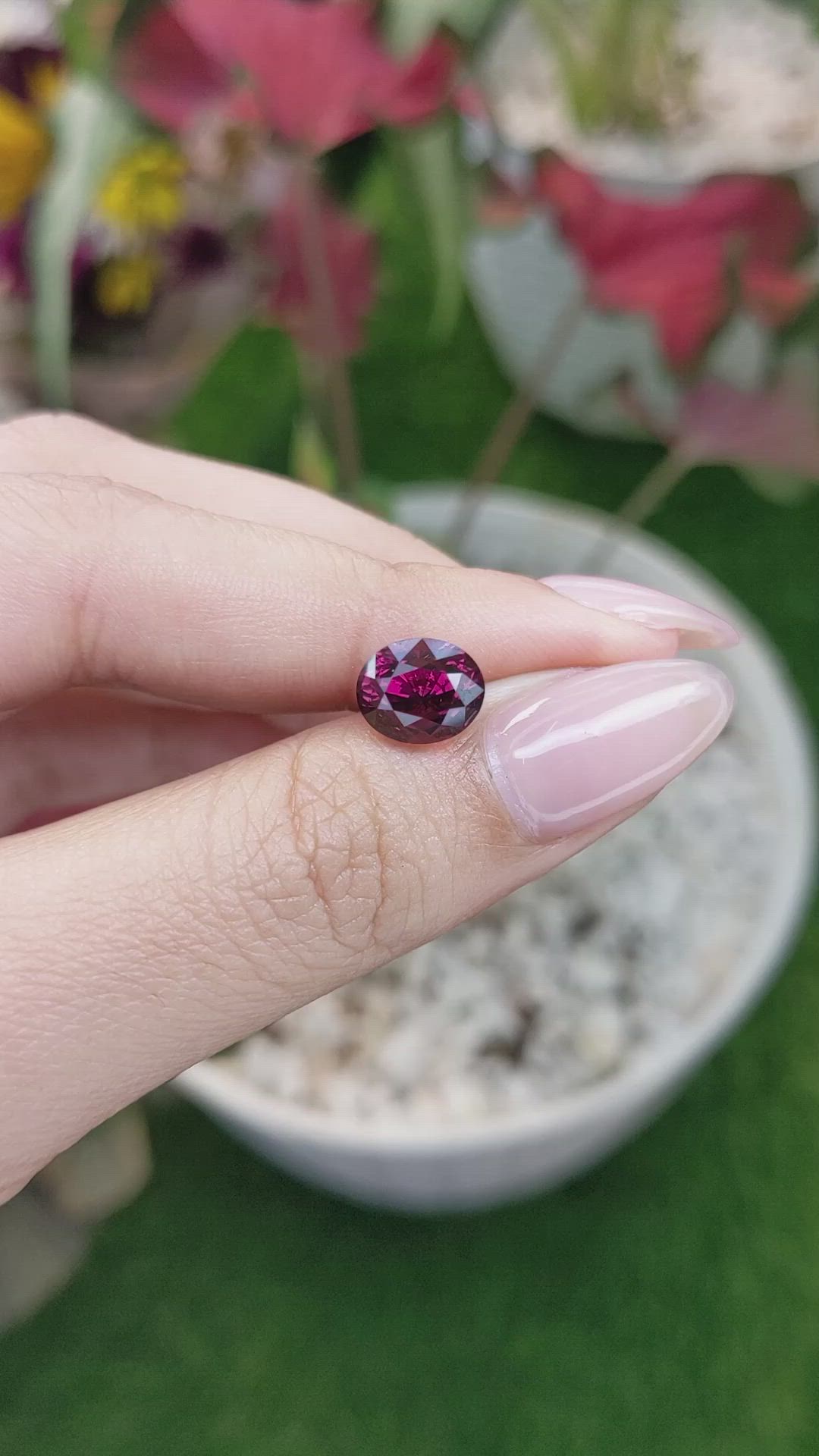 3.69 Ct. Garnet from Ceylon (Sri Lanka) Size Video