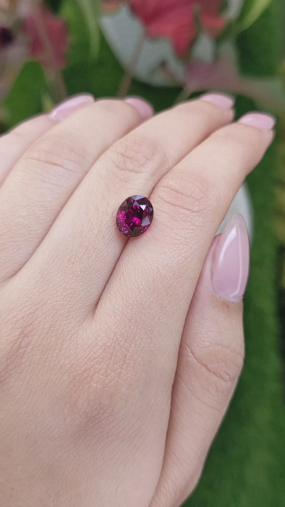 3.69 Ct. Garnet from Ceylon (Sri Lanka) Size Video