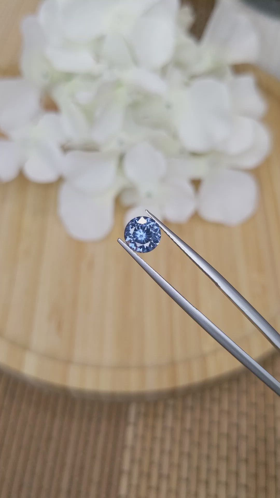 1.31 Ct. Spinel from Ceylon (Sri Lanka) Size Video