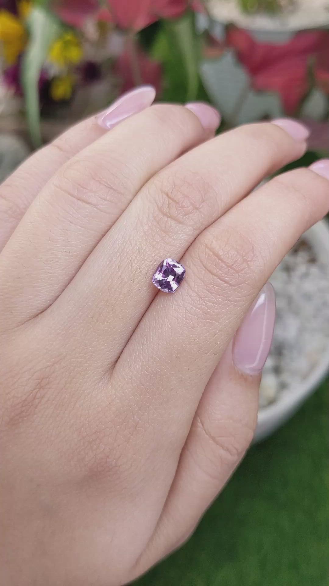 1.01 Ct. Spinel from Ceylon (Sri Lanka) Size Video