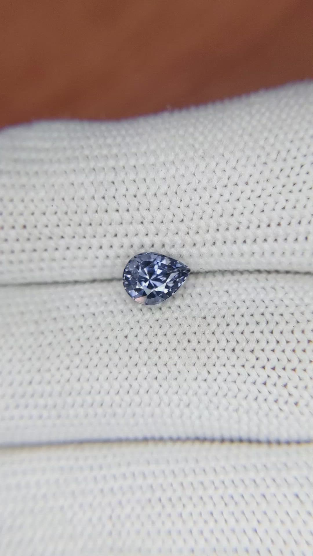 1.01 Ct. Spinel from Ceylon (Sri Lanka) Size Video