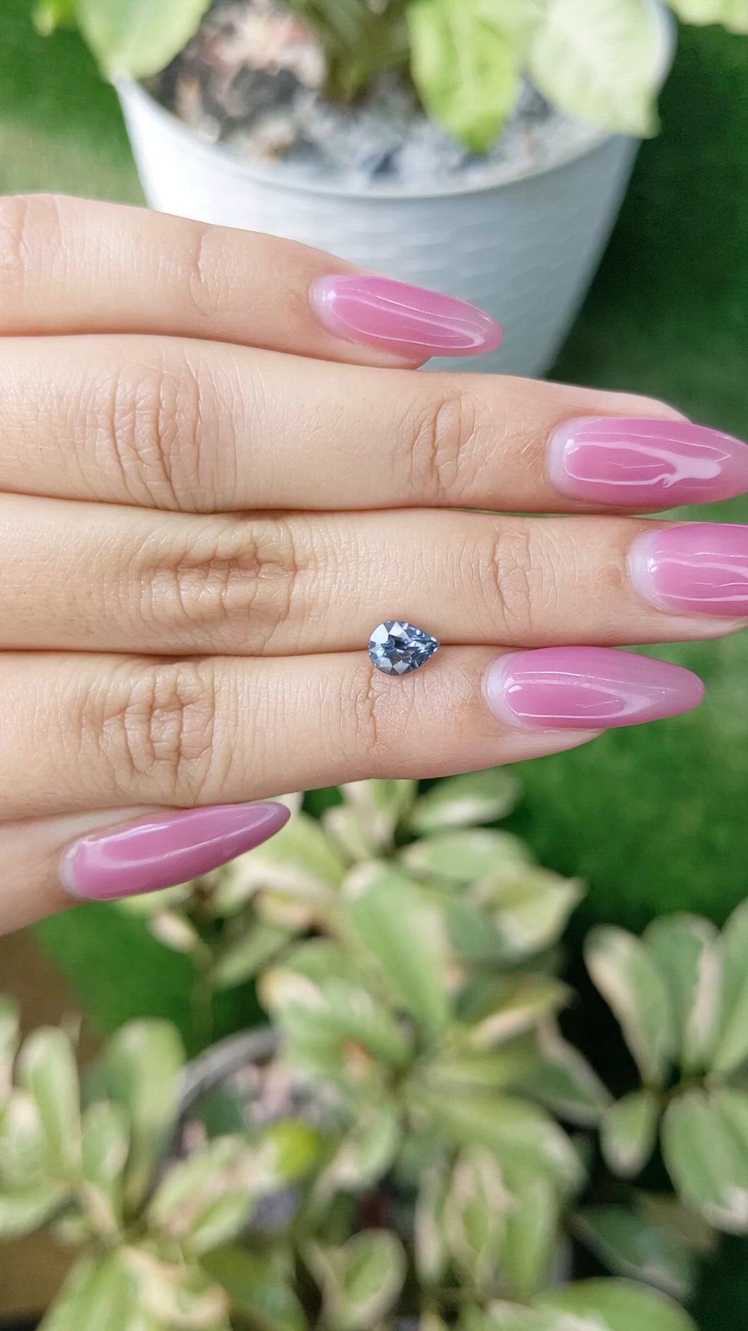 1.01 Ct. Spinel from Ceylon (Sri Lanka) Size Video