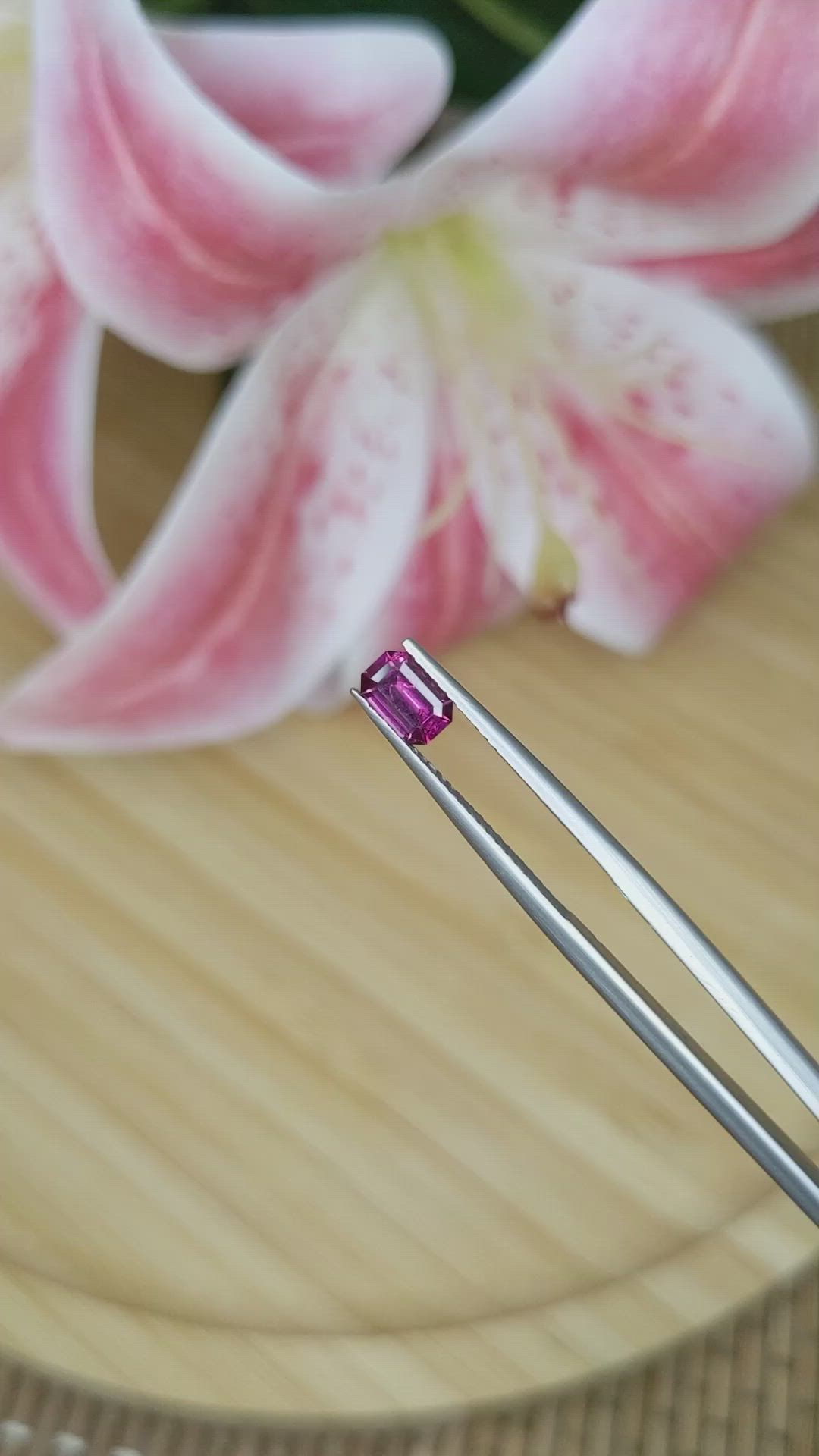 0.62 Ct. Rhodolite Garnet from Ceylon (Sri Lanka) Size Video