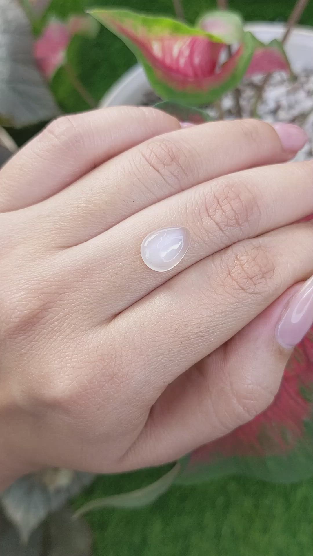 3.15 Ct. Cabochon Moonstone from Ceylon (Sri Lanka) Size Video