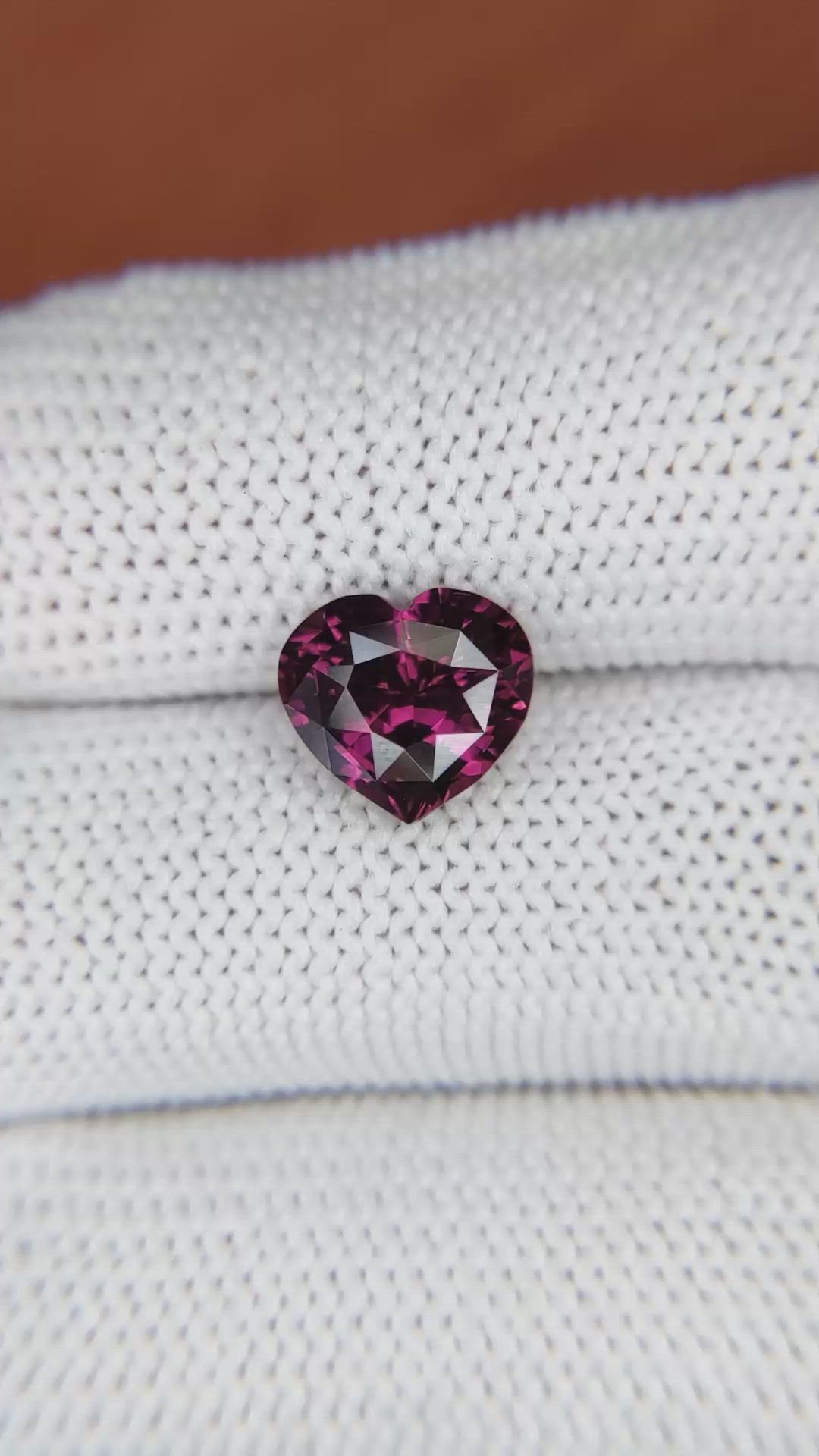 3.15 Ct. Rhodolite Garnet from Ceylon (Sri Lanka) Size Video