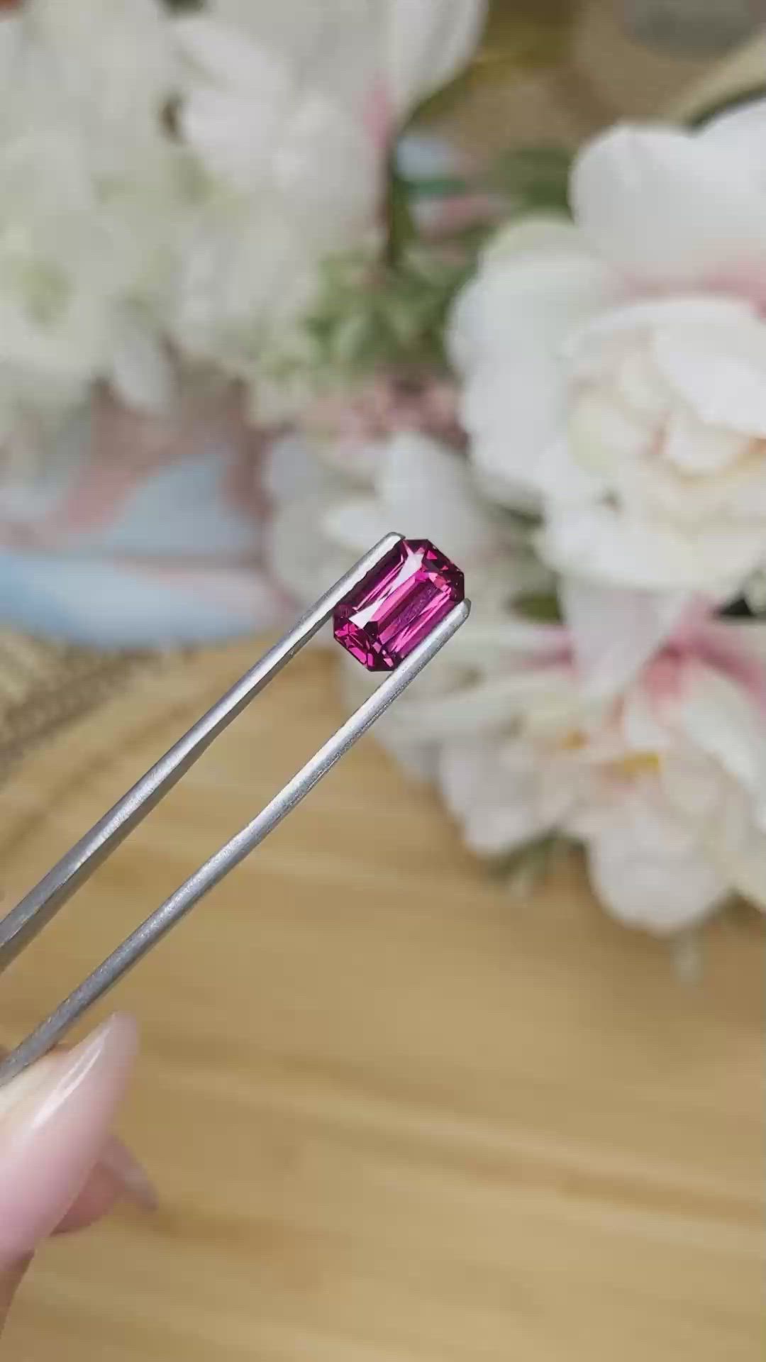 2.69 Ct. Rhodolite Garnet from Ceylon (Sri Lanka) Size Video