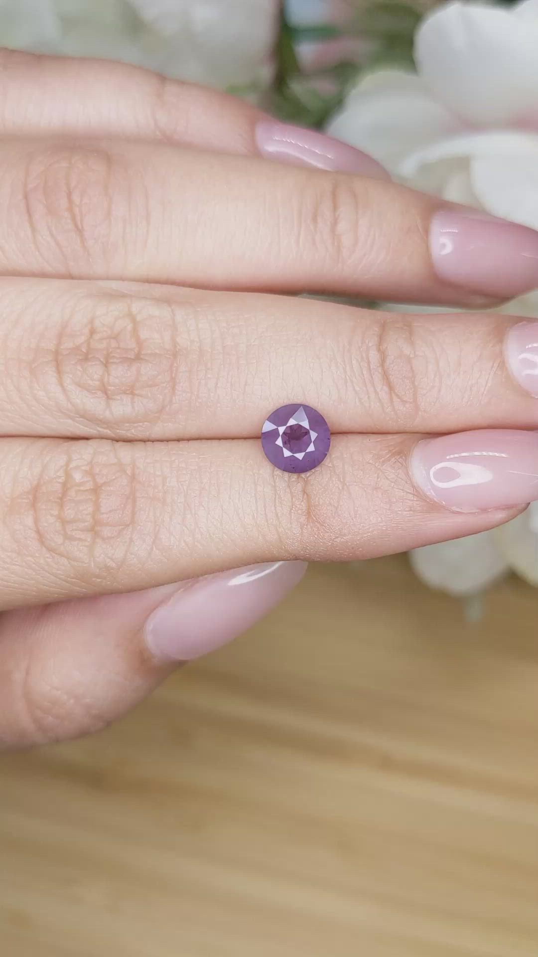 1.04 Ct. Spinel from Ceylon (Sri Lanka) Size Video