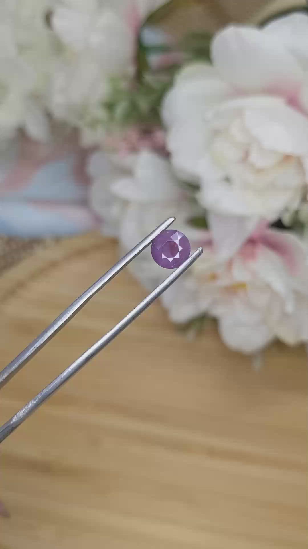 1.04 Ct. Spinel from Ceylon (Sri Lanka) Size Video