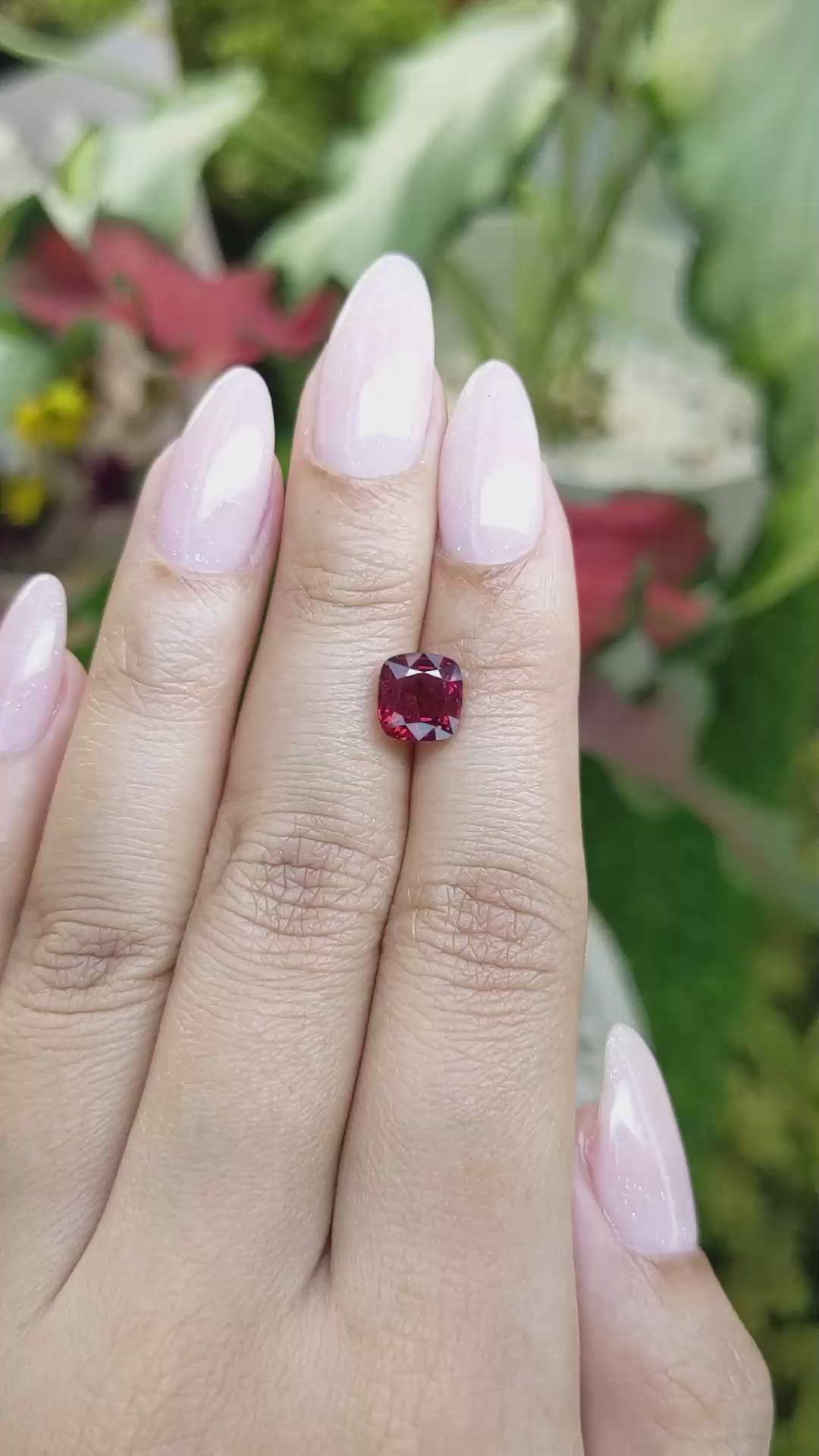 2.52 Ct. Spinel from Ceylon (Sri Lanka) Size Video