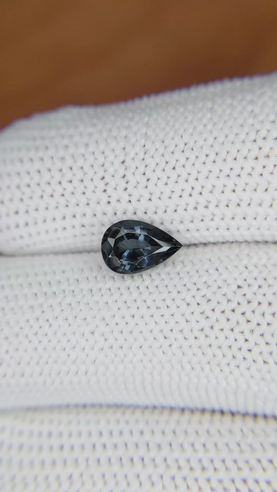 1.40 Ct. Spinel from Ceylon (Sri Lanka) Size Video