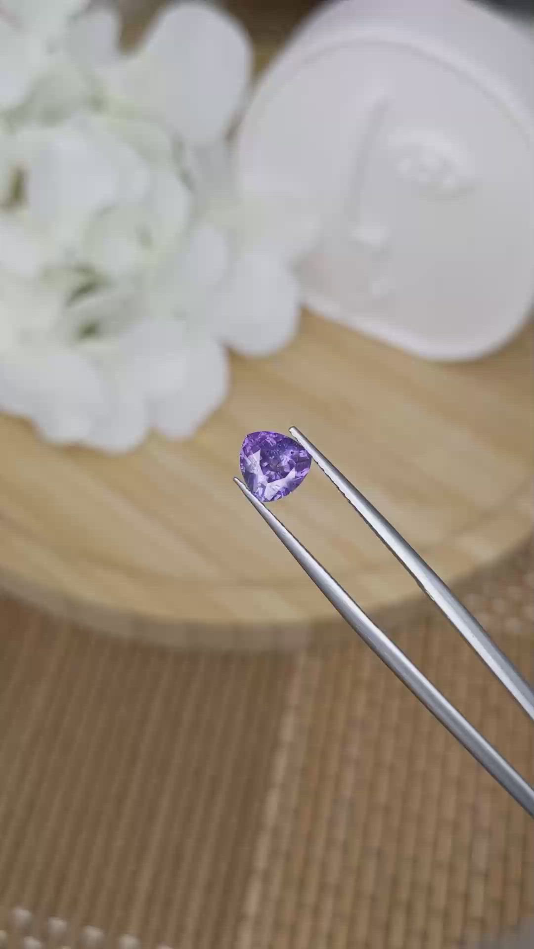 1.24 Ct. Spinel from Ceylon (Sri Lanka) Size Video