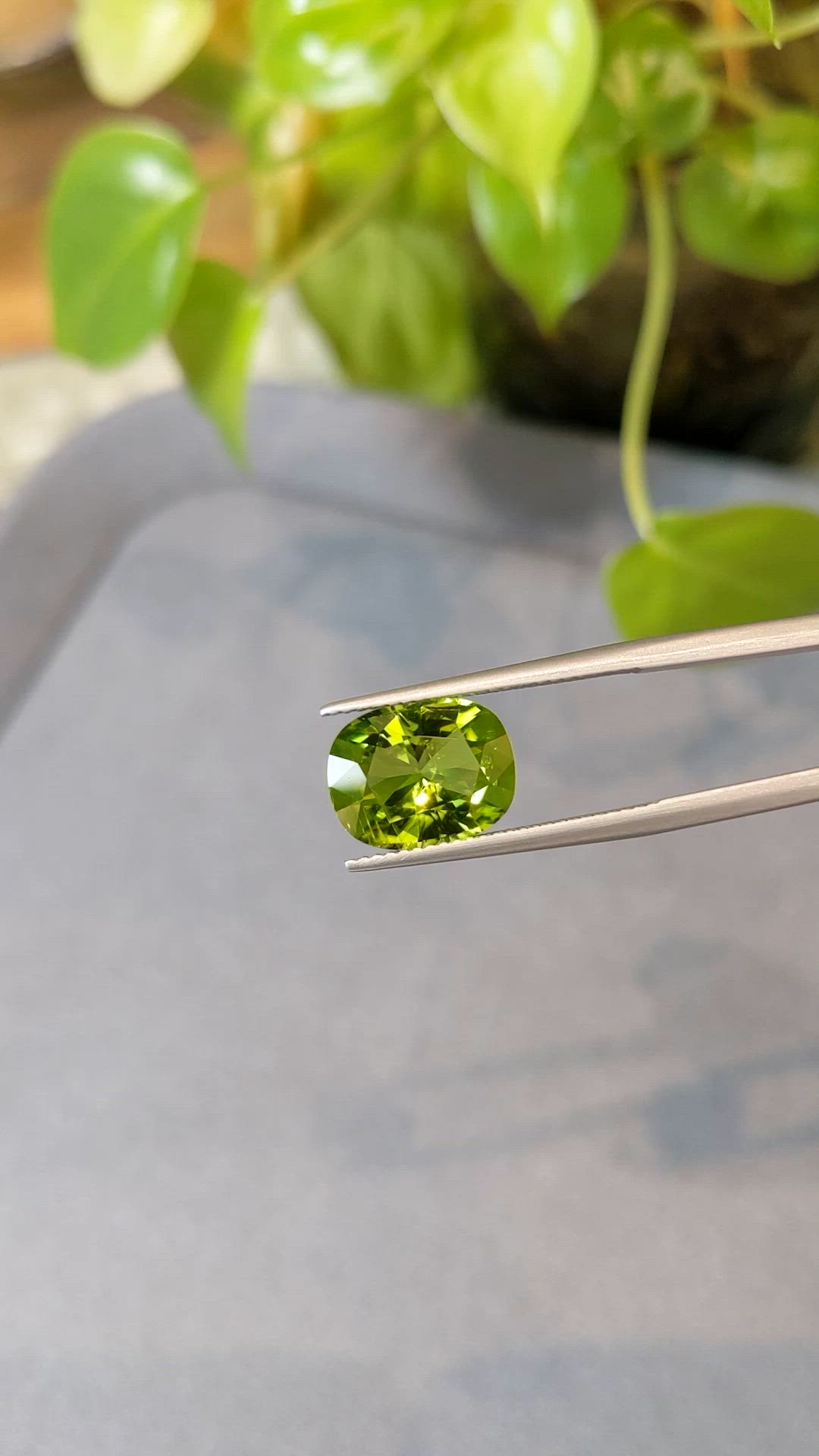4.42 Ct. Yellowish Green Peridot from Afghanistan Size Video