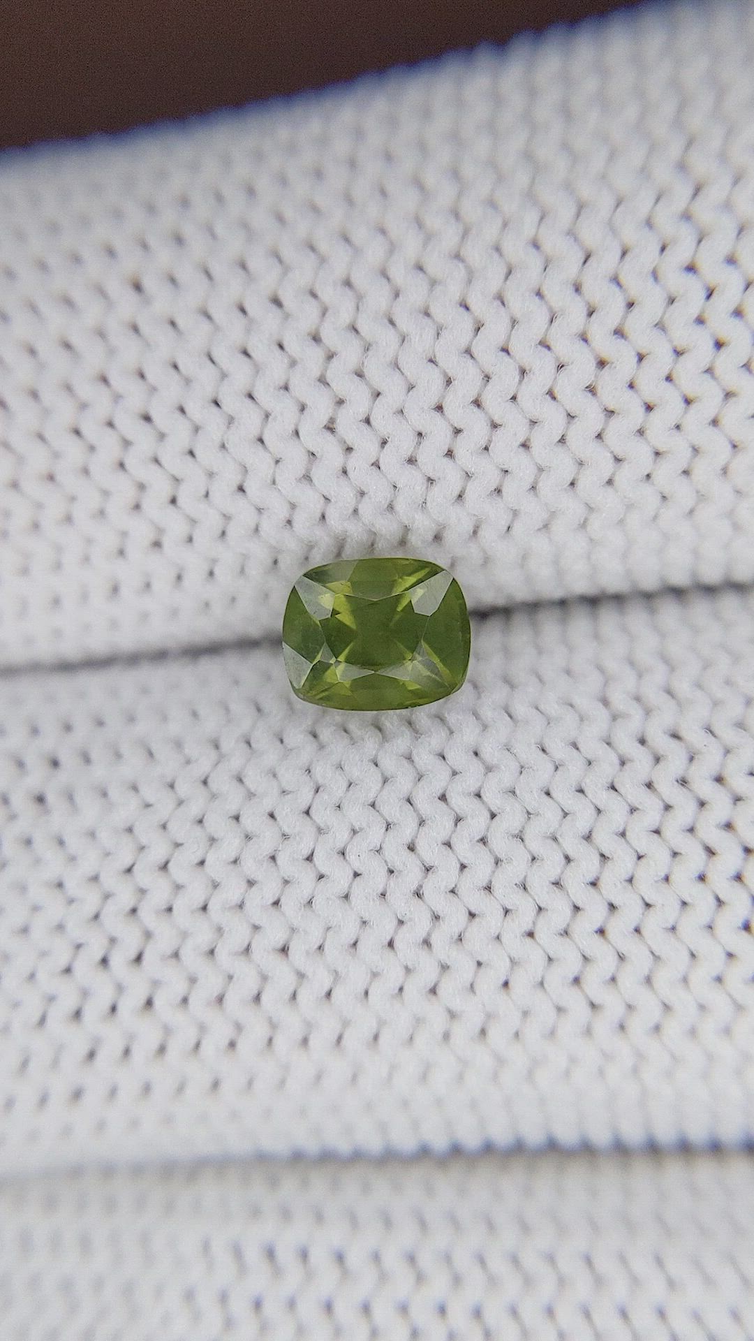 1.12 Ct. Alexandrite from Ceylon (Sri Lanka) Size Video
