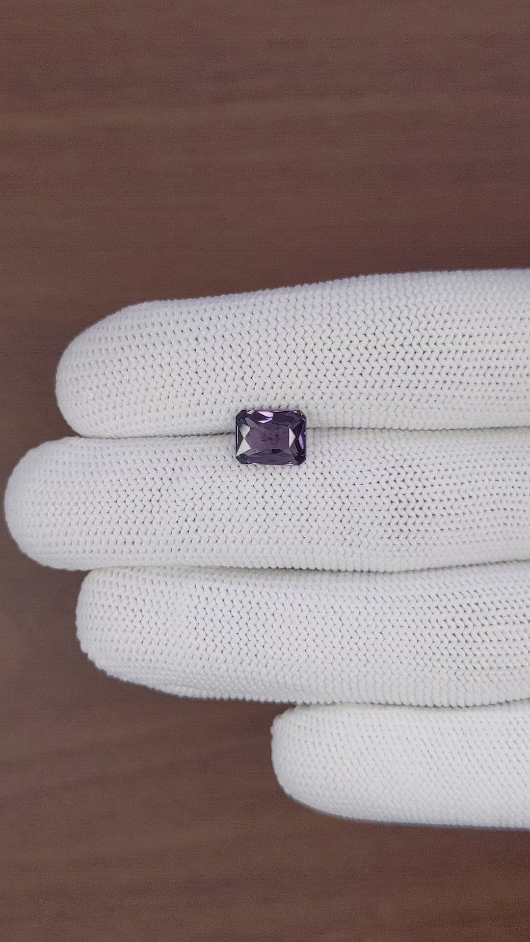 2.52 Ct. Purple Spinel from Ceylon (Sri Lanka) Size Video